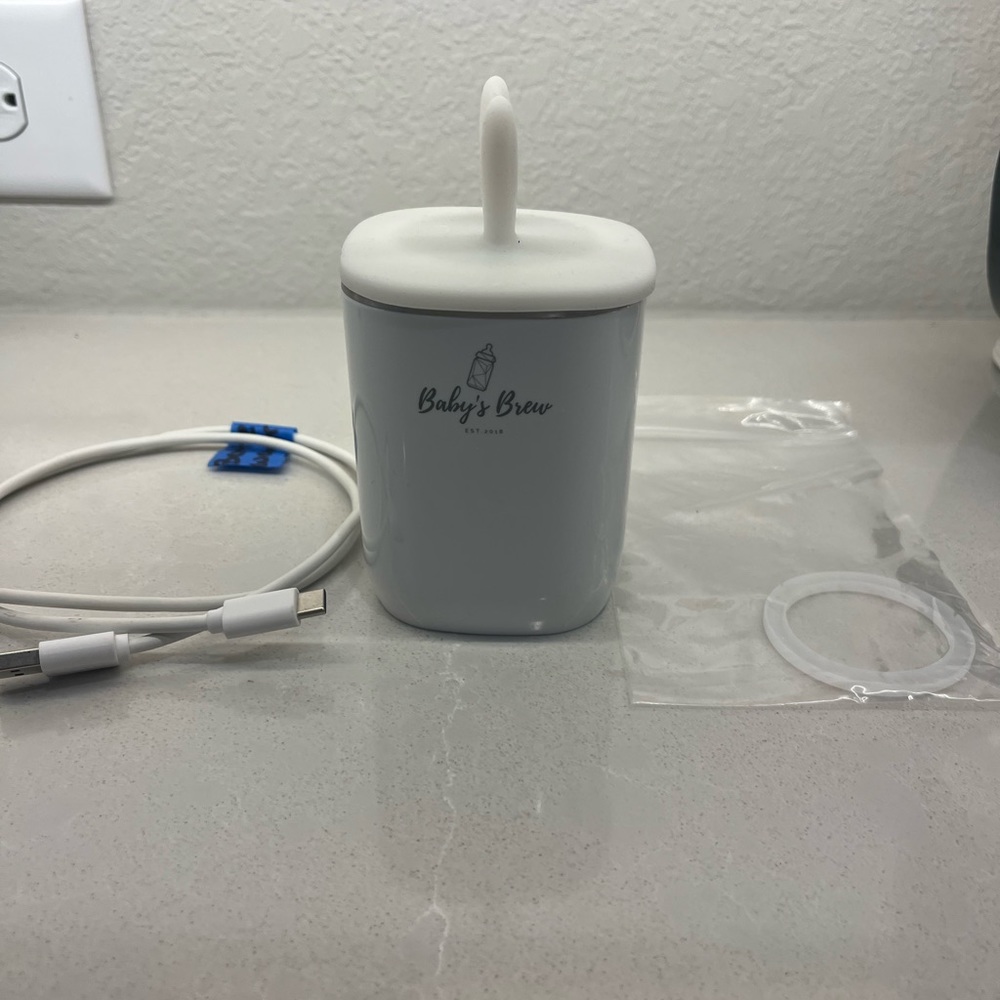 Baby’s Brew portable milk warmer